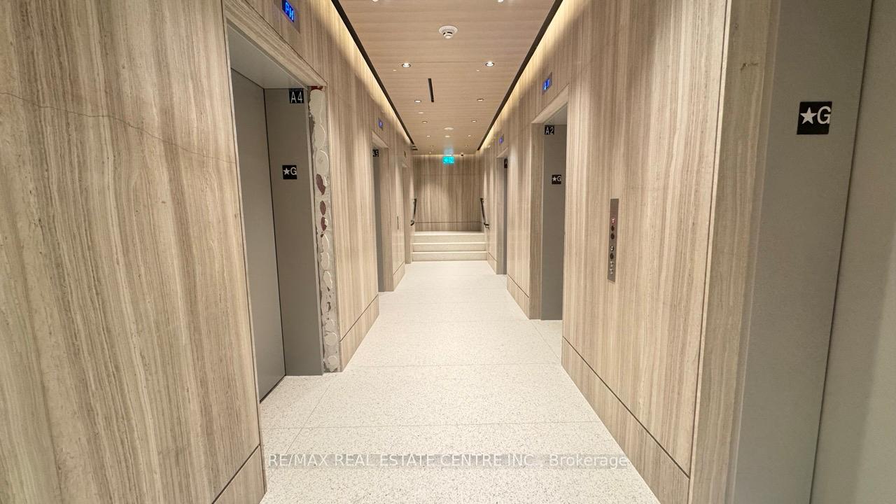 Photo 24 of Unit 4815, 225 Commerce Street, Vaughan, Vaughan Corporate Centre — HOMEH