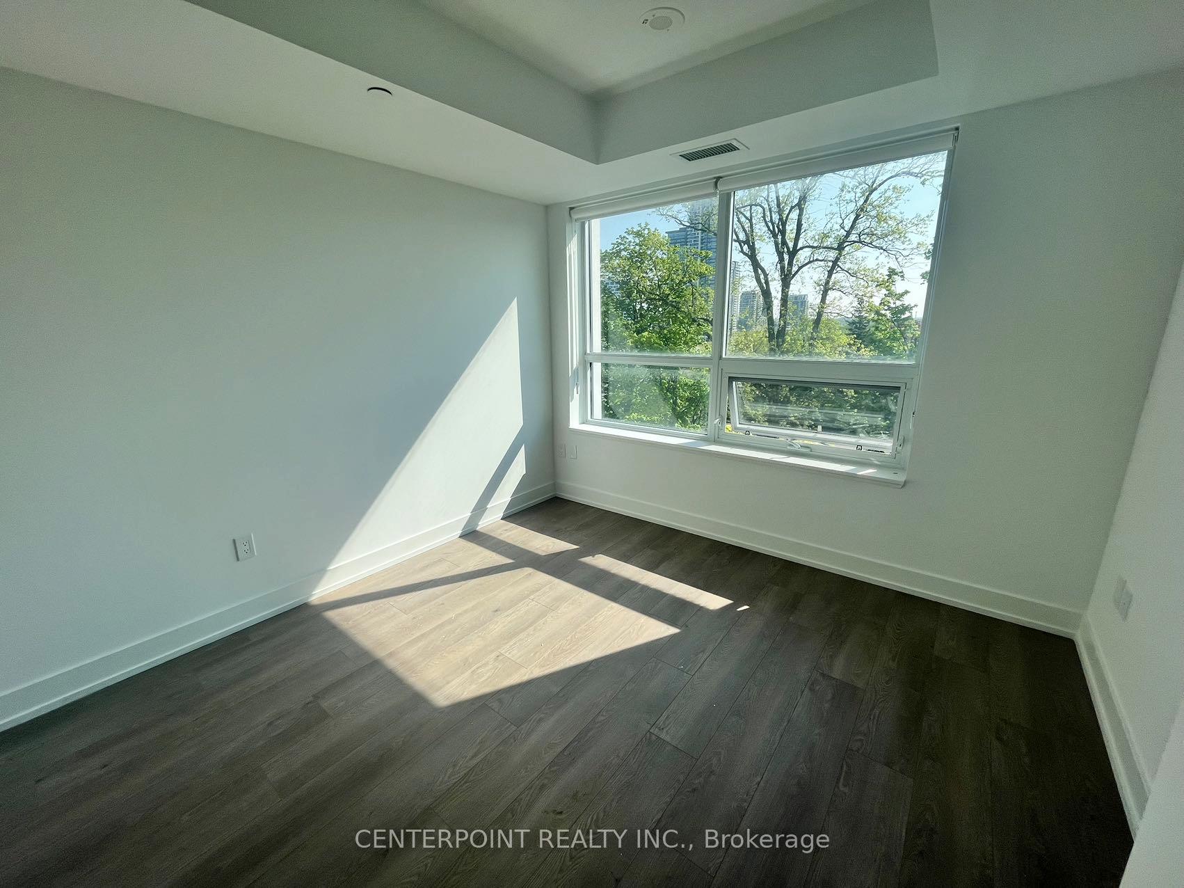Photo 12 of Unit 721, 8 Cedarland Drive, Markham, Unionville — HOMEH