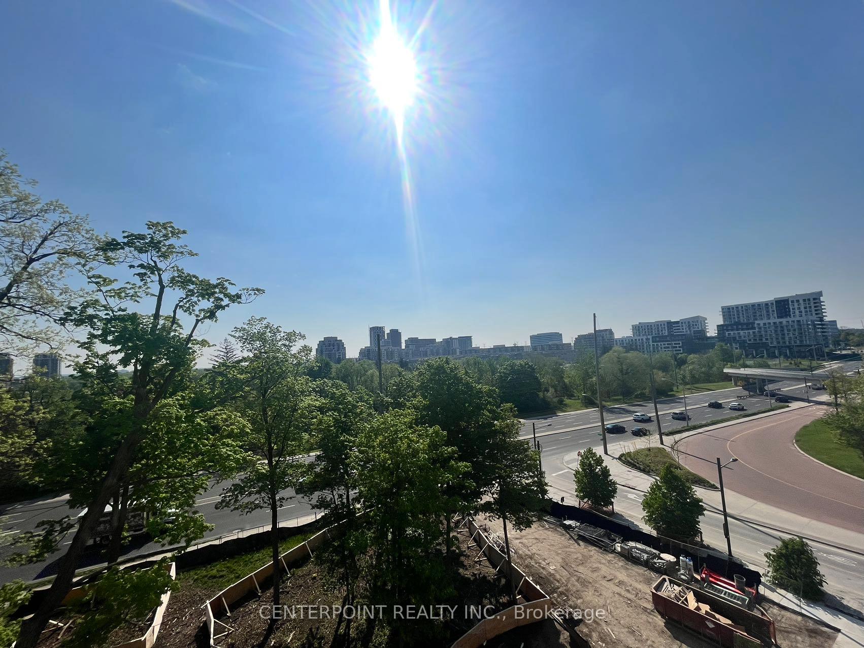 Photo 10 of Unit 721, 8 Cedarland Drive, Markham, Unionville — HOMEH