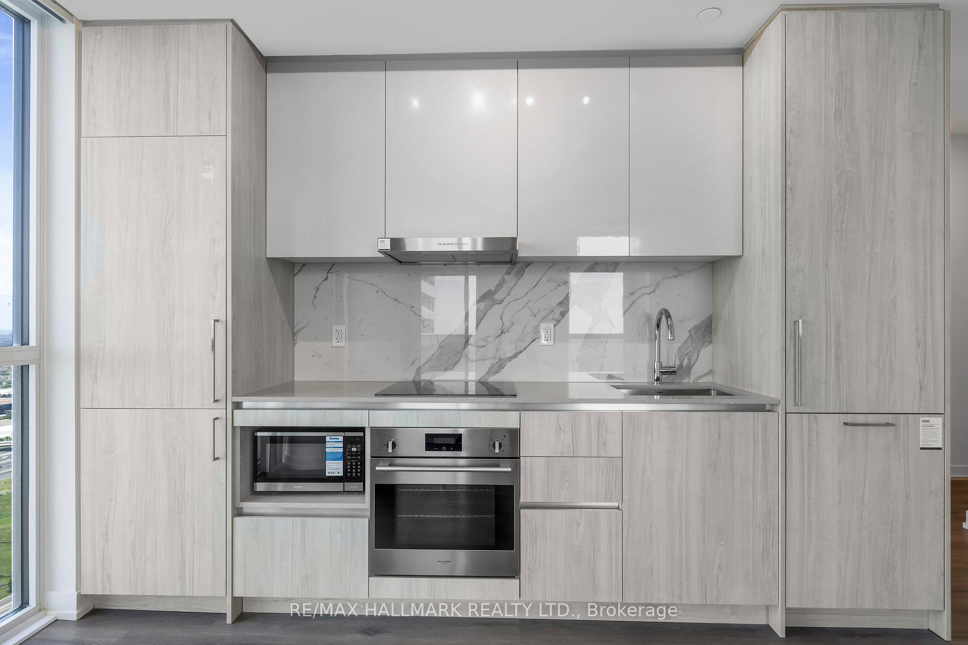 Photo 13 of Unit 4806, 225 Commerce Street, Vaughan, Vaughan Corporate Centre — HOMEH