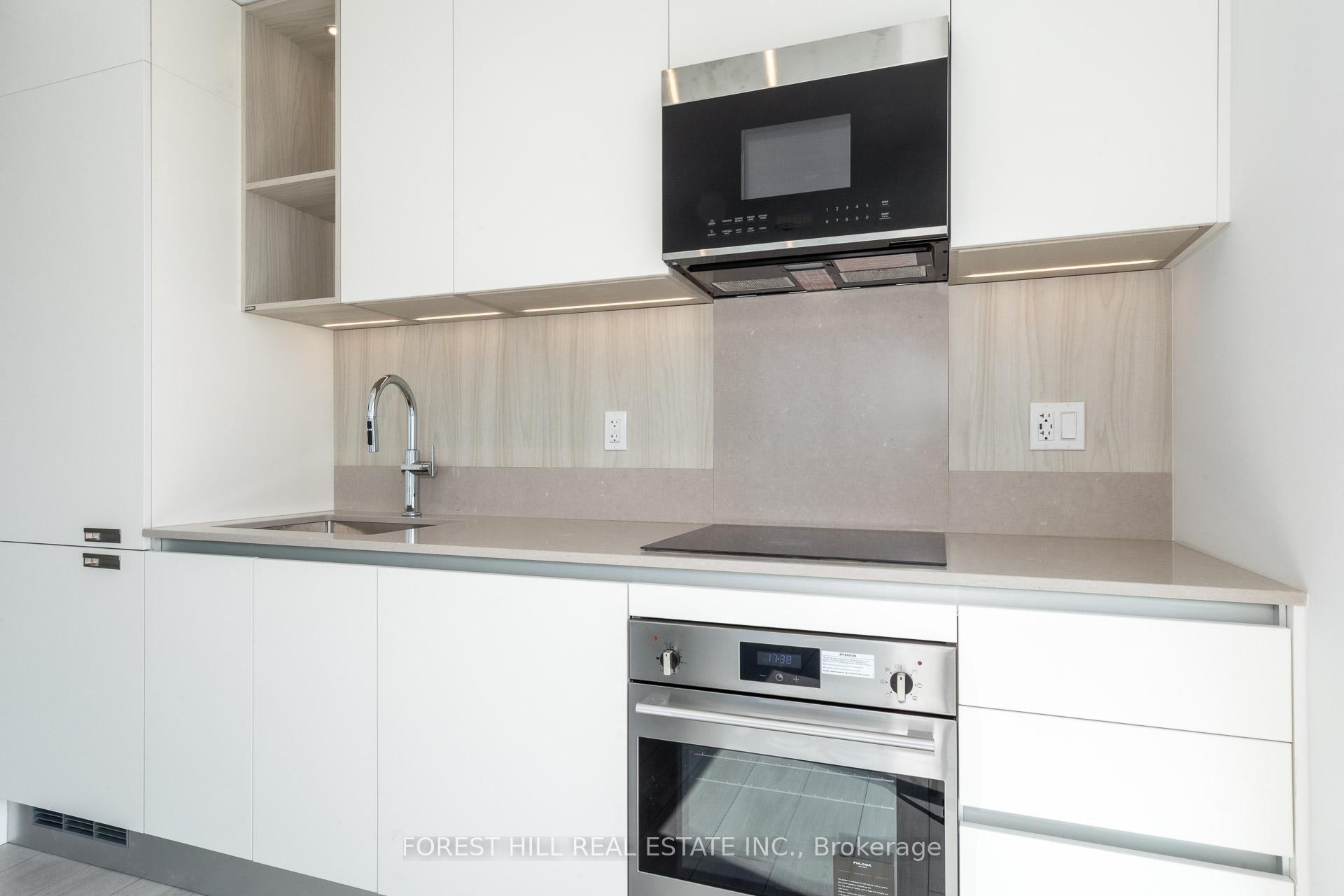 Photo 2 of Unit 2709, 39 Mary Street, Barrie, City Centre — HOMEH
