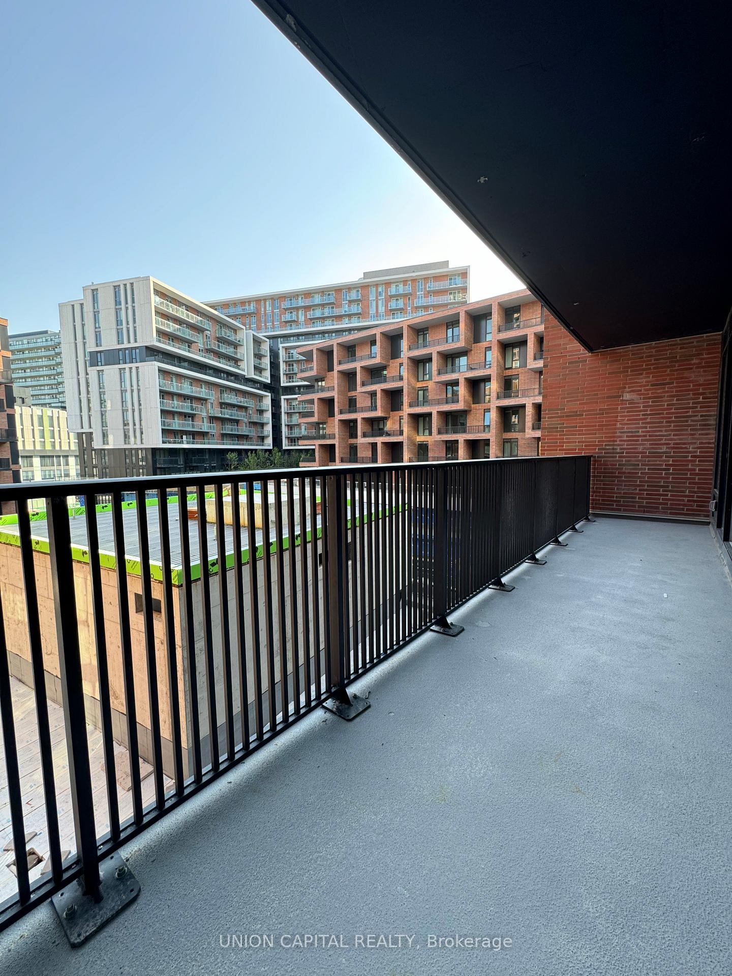 Photo 3 of Unit 507, 38 Simcoe Promenade, Markham, Unionville — HOMEH