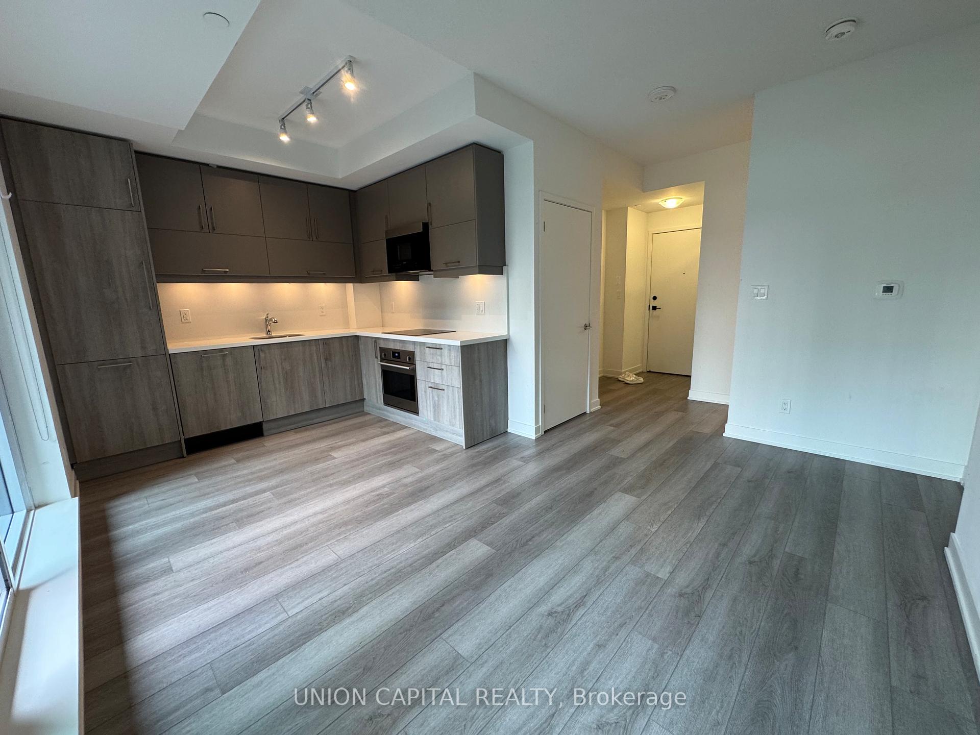 Photo 5 of Unit 507, 38 Simcoe Promenade, Markham, Unionville — HOMEH
