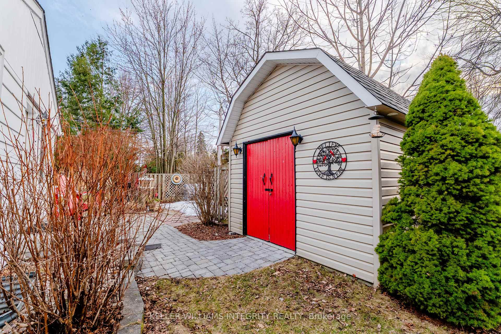 Photo 43 of 904 Riverdale Avenue, Cornwall — HOMEH