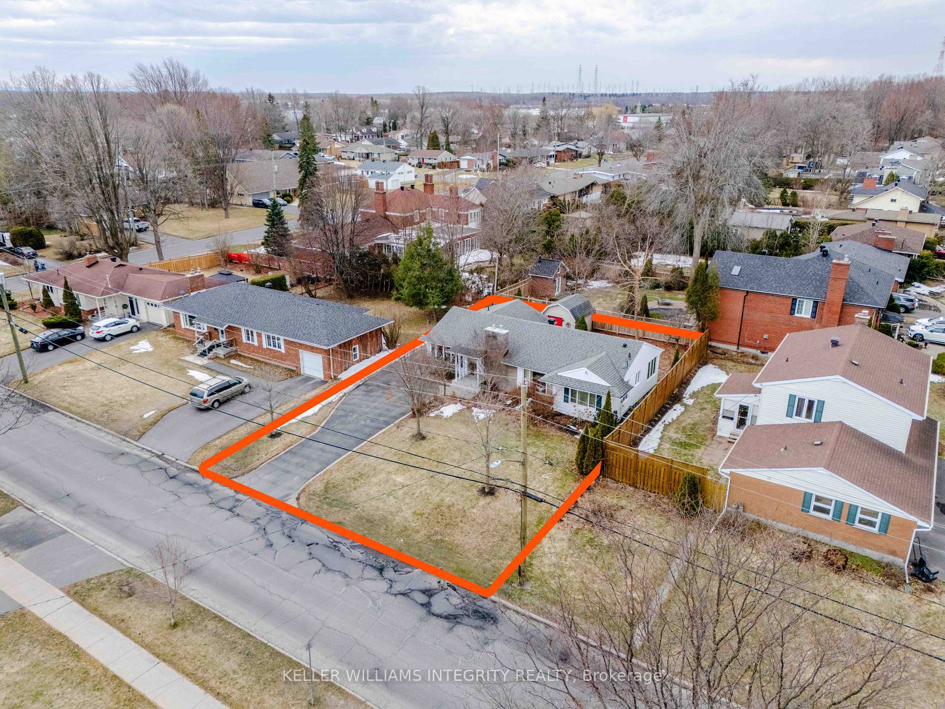 Photo 48 of 904 Riverdale Avenue, Cornwall — HOMEH