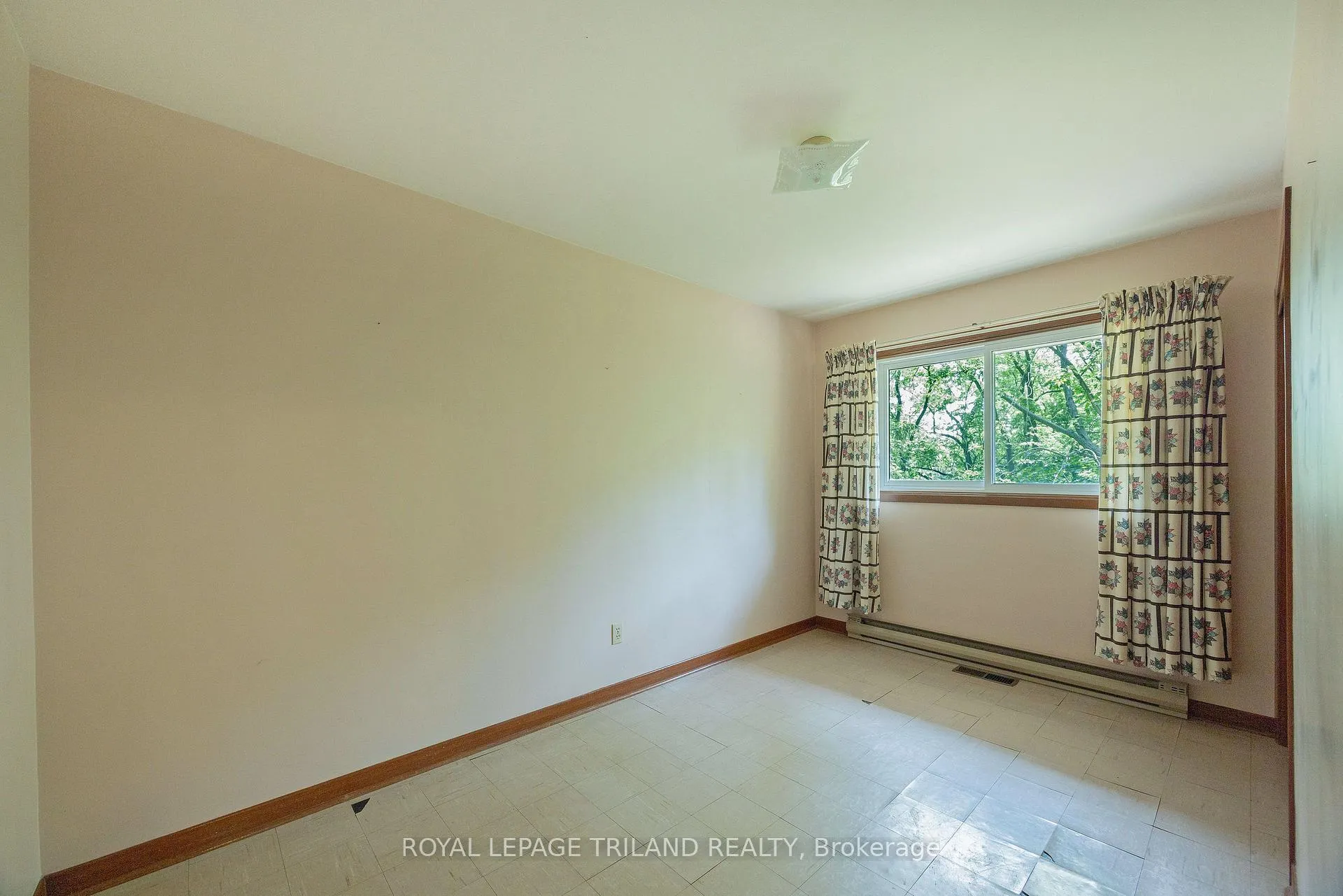 Photo 40 of 39339 Bush Line, St. Thomas — HOMEH