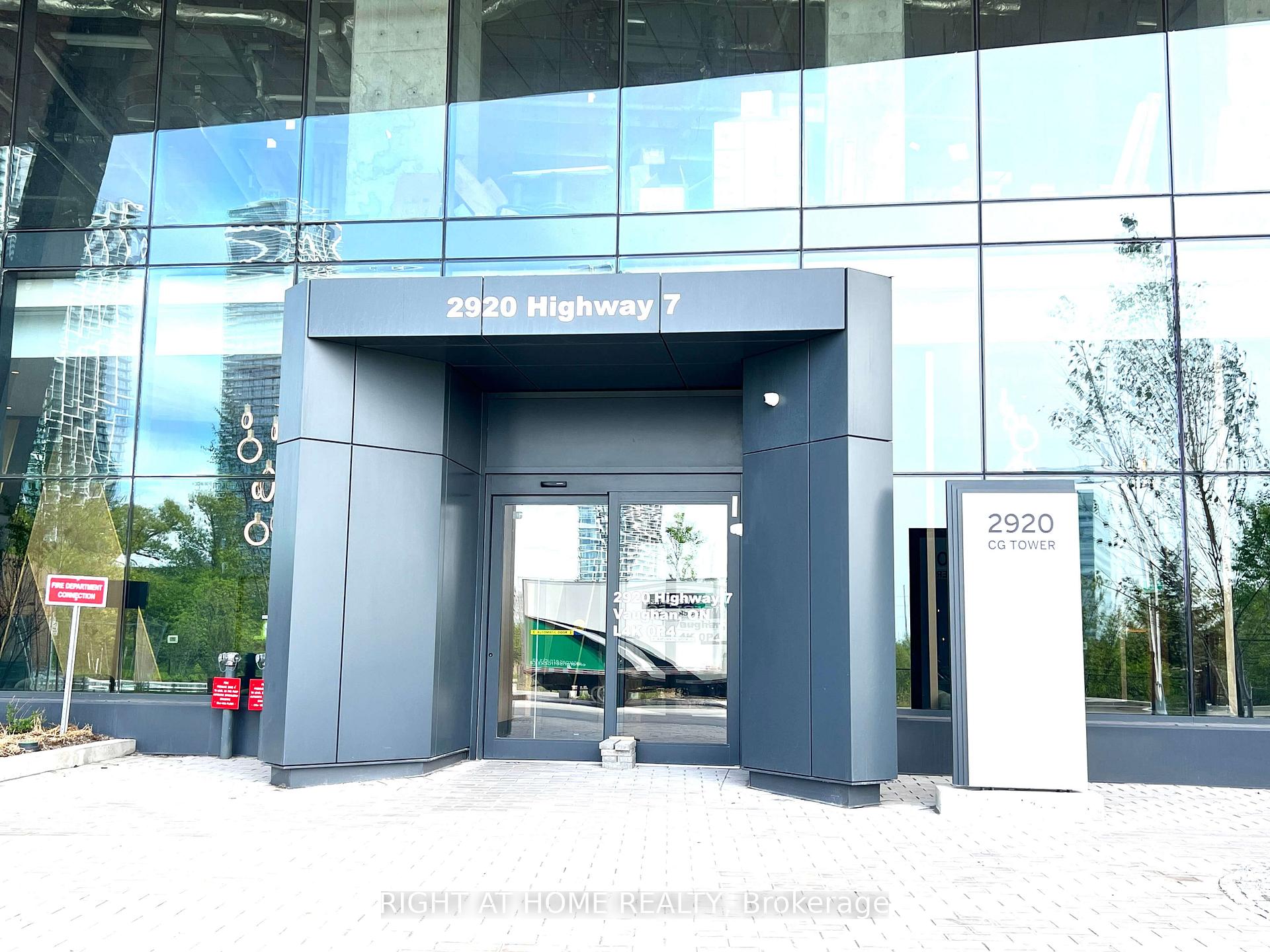 Photo 4 of Unit 1705, 2920 Highway 7, Vaughan, Concord — HOMEH