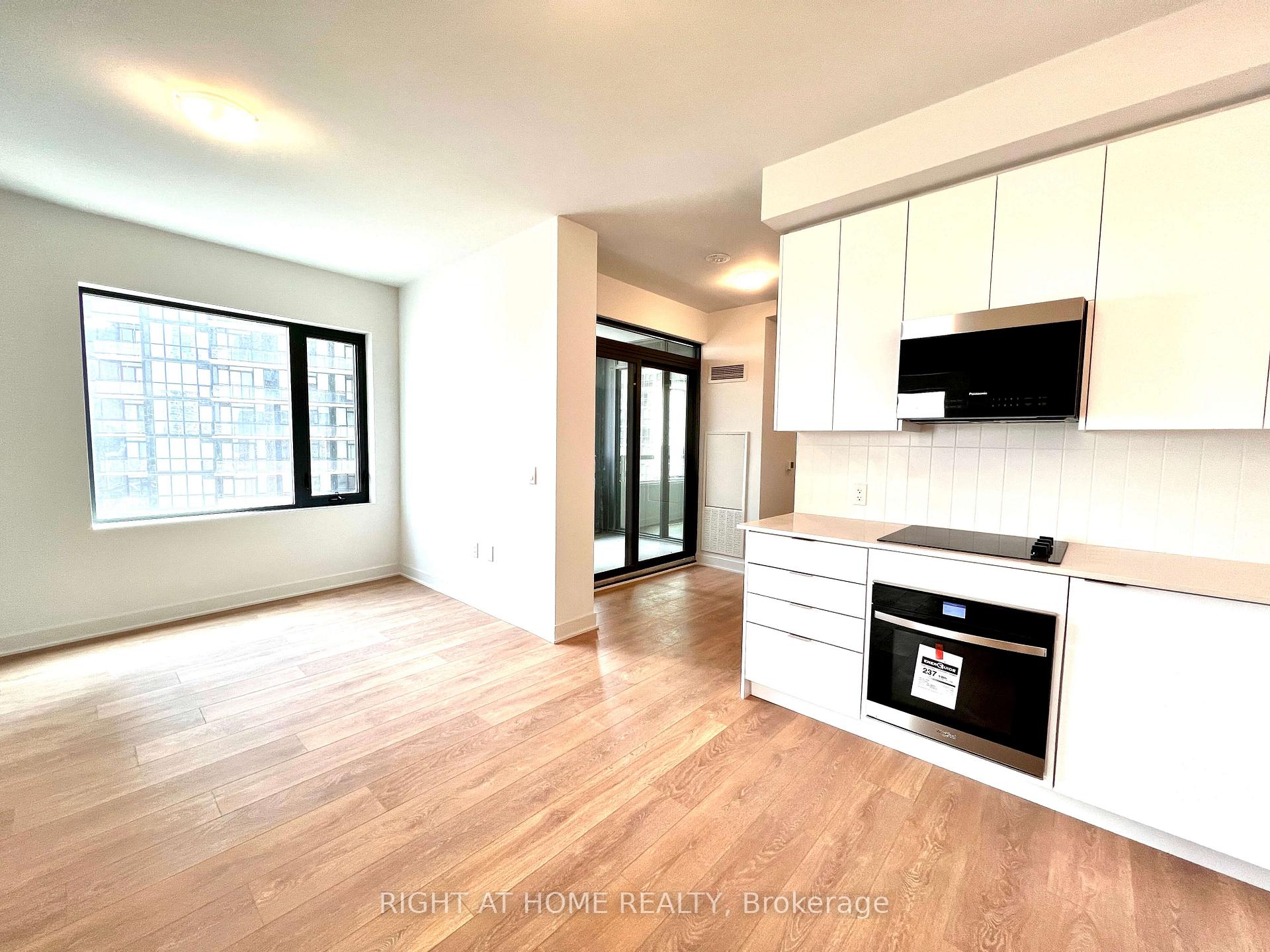 Photo 15 of Unit 1705, 2920 Highway 7, Vaughan, Concord — HOMEH