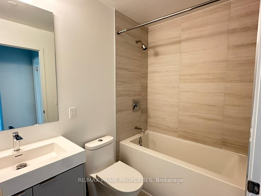 Photo 3 of Unit 604, 474 Caldari Road, Vaughan, Concord — HOMEH