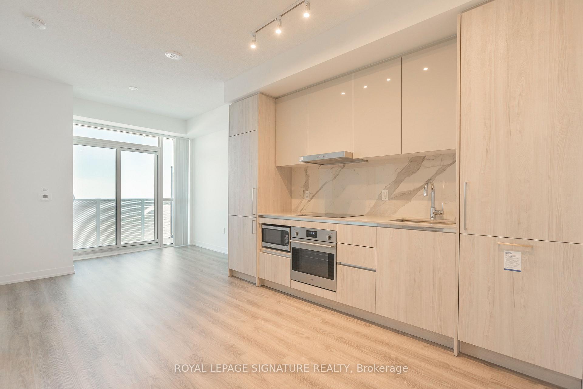 Photo 14 of Unit 4505, 195 Commerce Street, Vaughan, Vaughan Corporate Centre — HOMEH