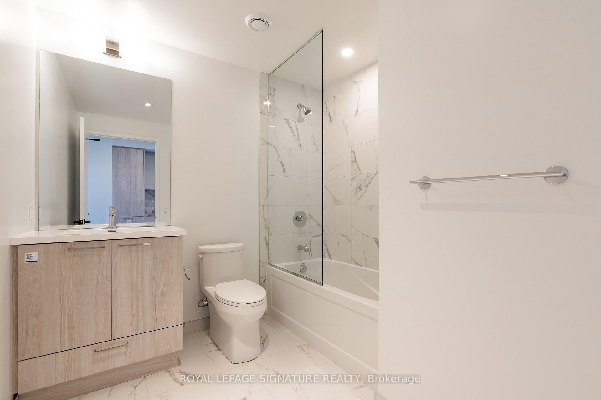 Photo 2 of Unit 4505, 195 Commerce Street, Vaughan, Vaughan Corporate Centre — HOMEH
