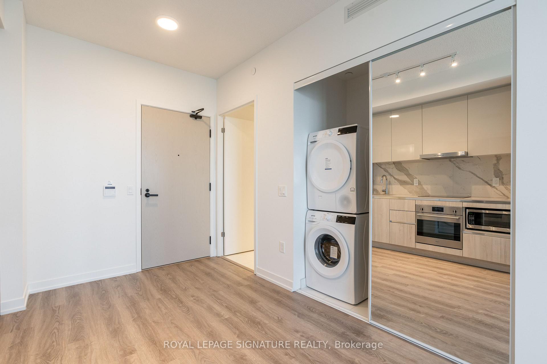 Photo 5 of Unit 4505, 195 Commerce Street, Vaughan, Vaughan Corporate Centre — HOMEH