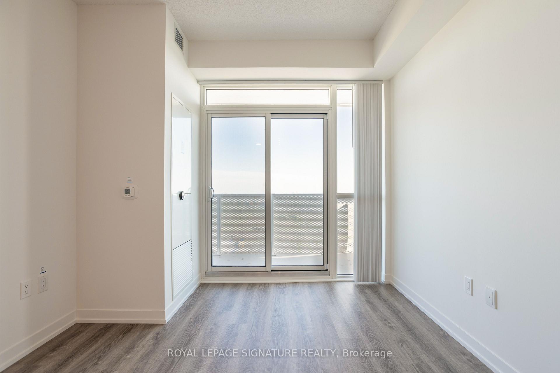 Photo 6 of Unit 4505, 195 Commerce Street, Vaughan, Vaughan Corporate Centre — HOMEH