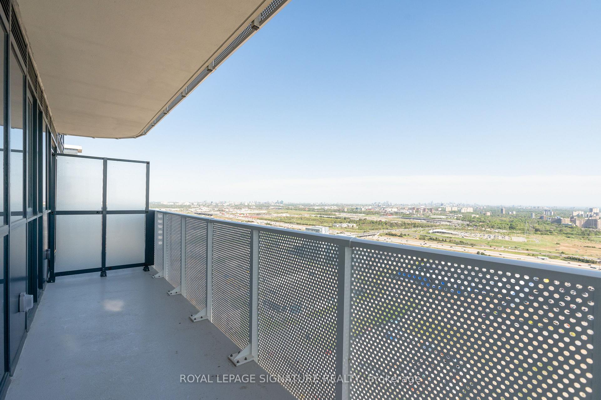 Photo 18 of Unit 4505, 195 Commerce Street, Vaughan, Vaughan Corporate Centre — HOMEH