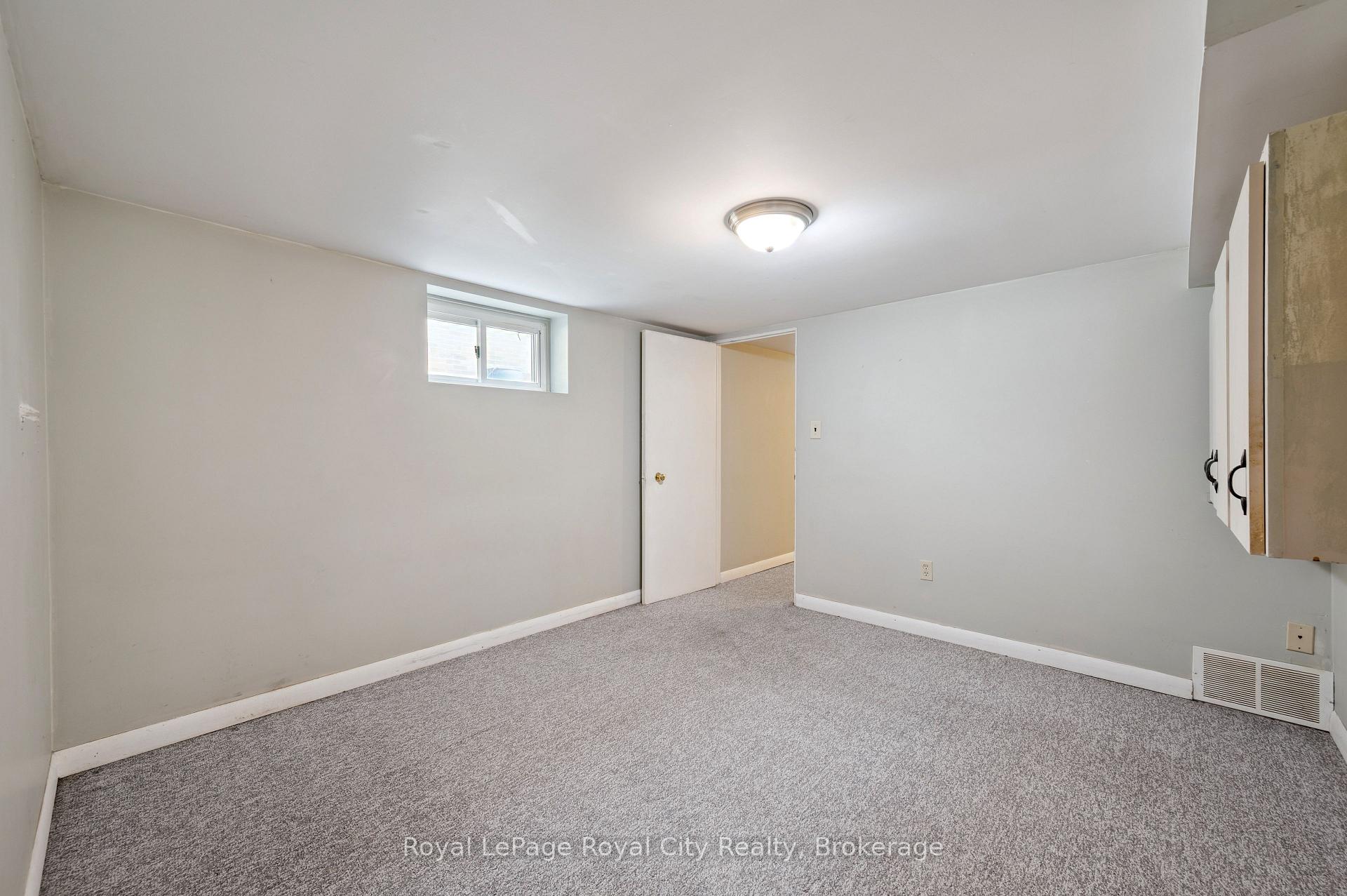 Photo 29 of 18 Skov Crescent, Guelph, General Hospital — HOMEH