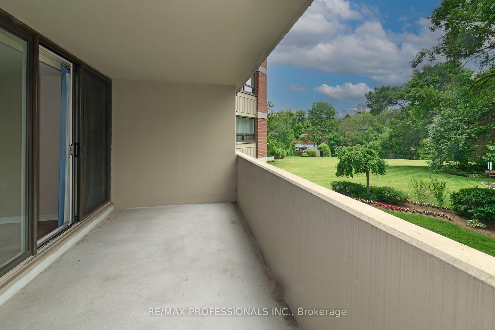 Photo 20 of Unit 206, 95 La Rose Avenue, Etobicoke, Humber Heights — HOMEH