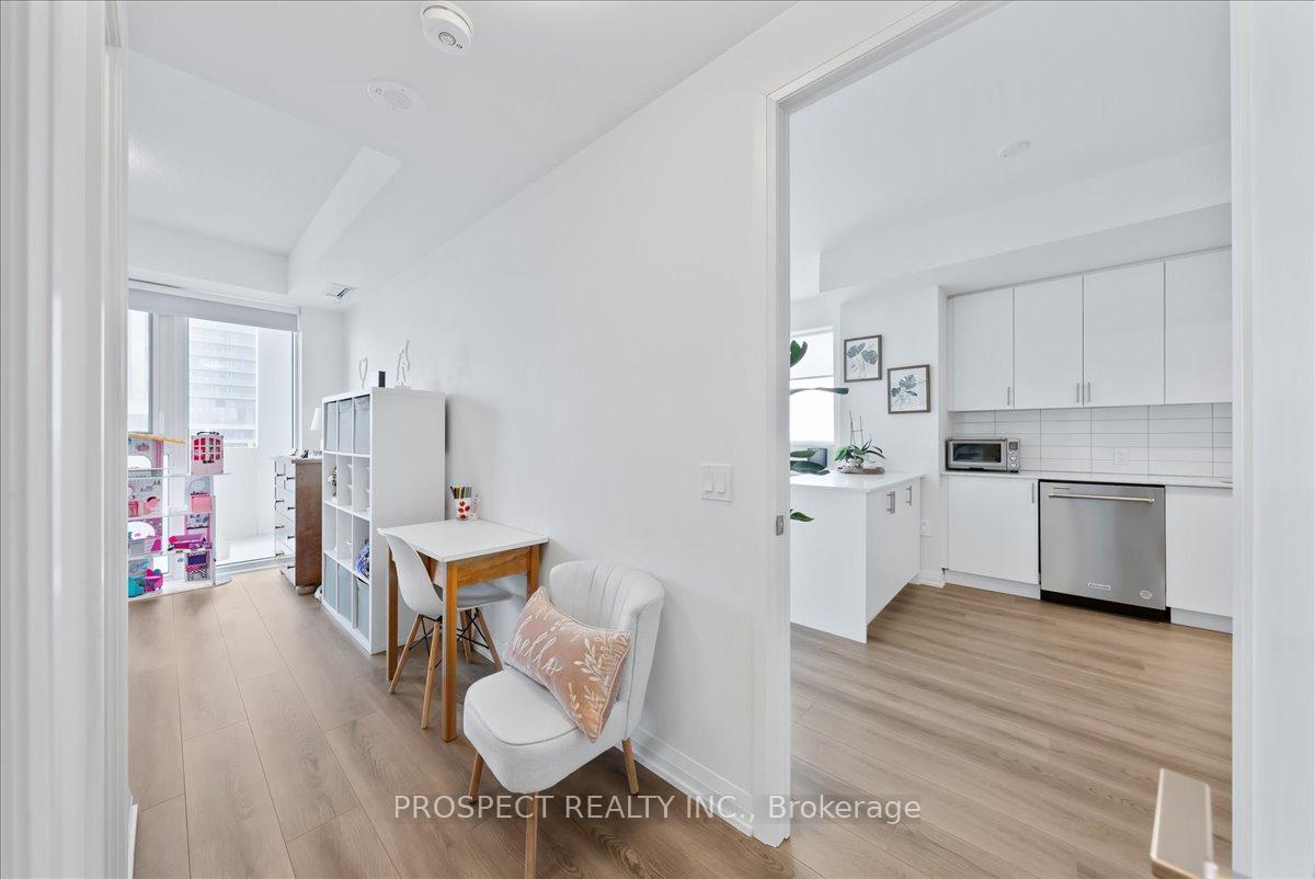Photo 15 of Unit 505, 9000 Jane Street, Vaughan, Vellore Village — HOMEH