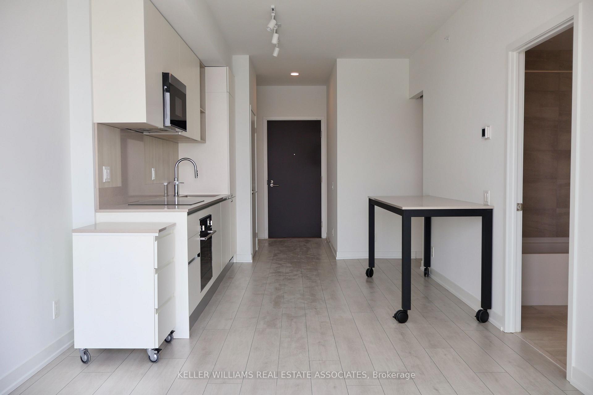 Photo 6 of Unit 2808, 39 Mary Street, Barrie, City Centre — HOMEH