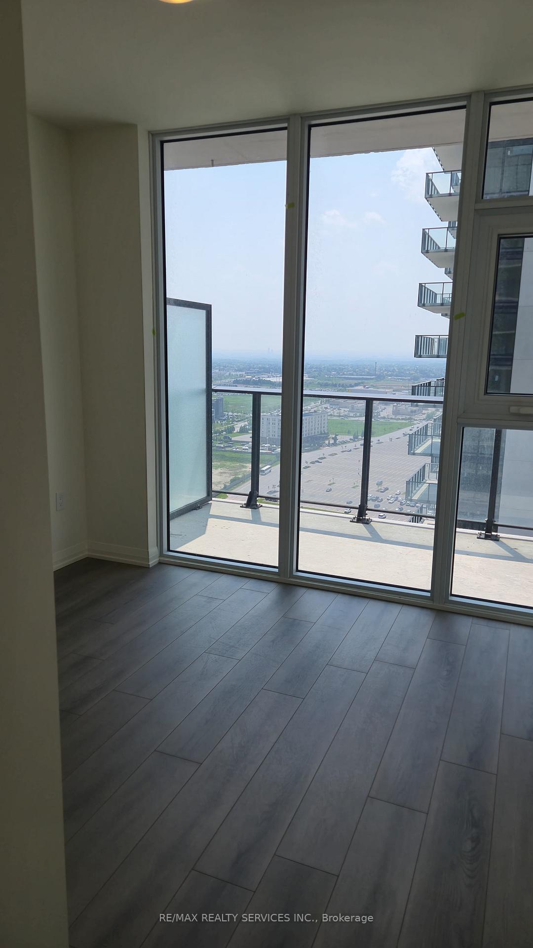 Photo 22 of Unit 2401, 8960 Jane Street, Vaughan, Concord — HOMEH