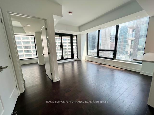 Photo 3 of Unit 707, 340 Queen Street, Ottawa, Ottawa Centre — HOMEH