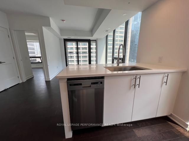 Photo 8 of Unit 707, 340 Queen Street, Ottawa, Ottawa Centre — HOMEH