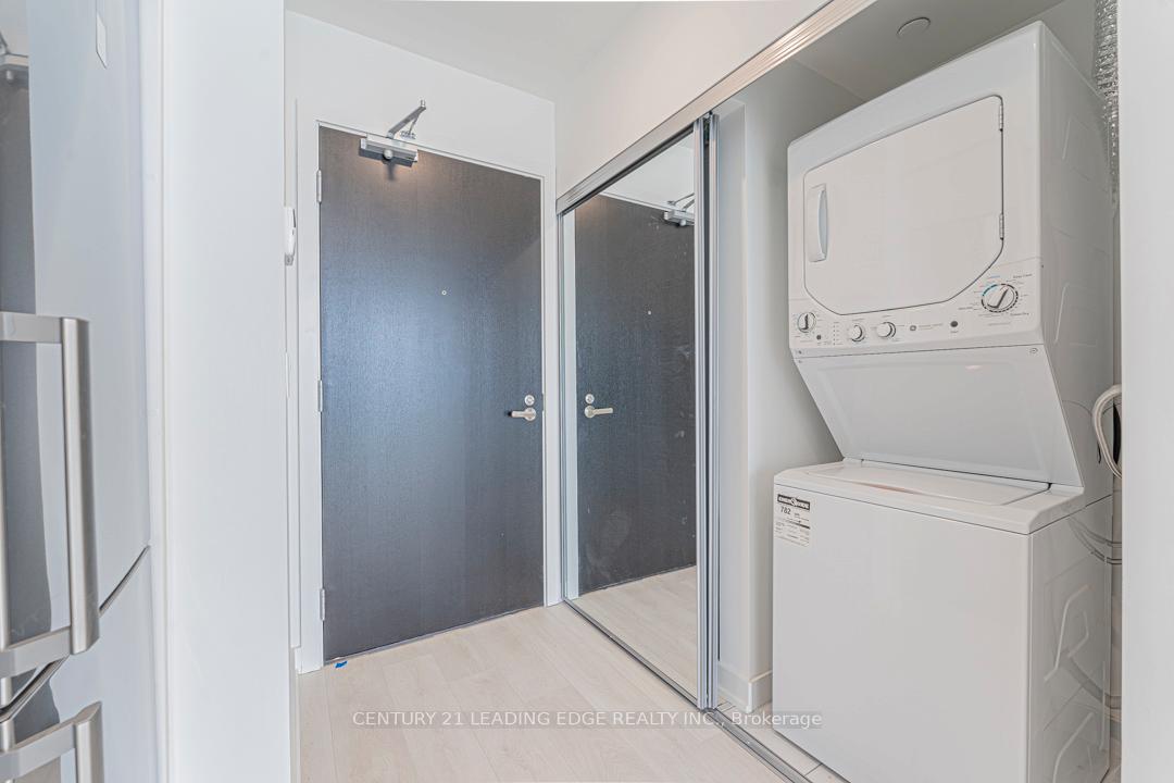 Photo 3 of Unit 2706, 501 Yonge Street, Toronto, Church-Yonge Corridor — HOMEH