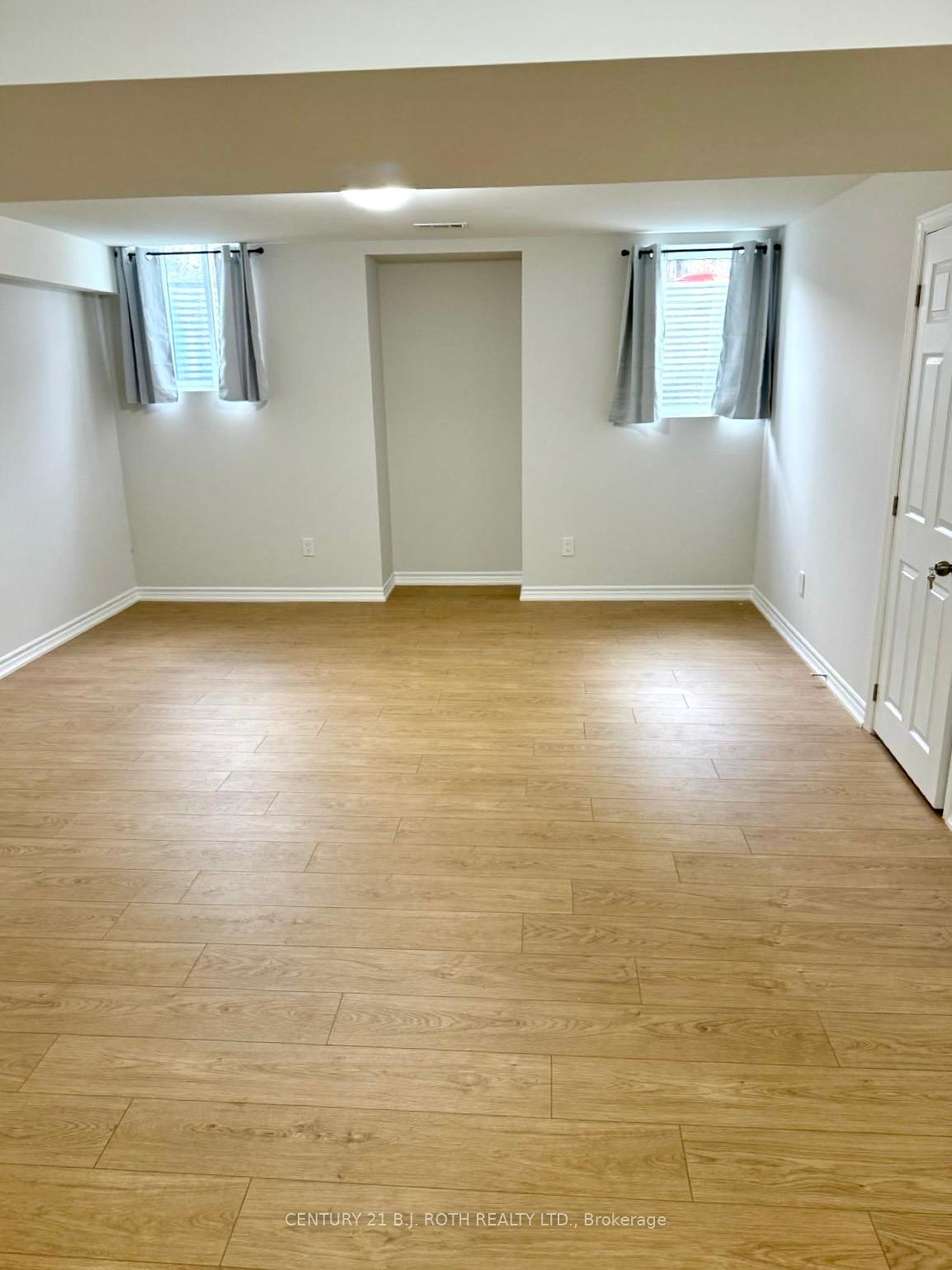 Photo 1 of Unit 1, 105 Westminster Circle, Barrie, Innis-Shore — HOMEH