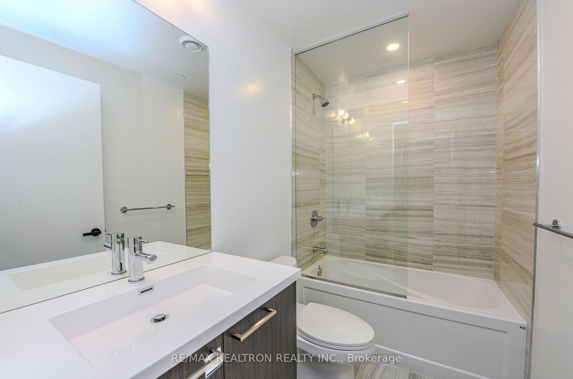 Photo 3 of Unit 4208, 225 Commerce Street, Vaughan, Vaughan Corporate Centre — HOMEH