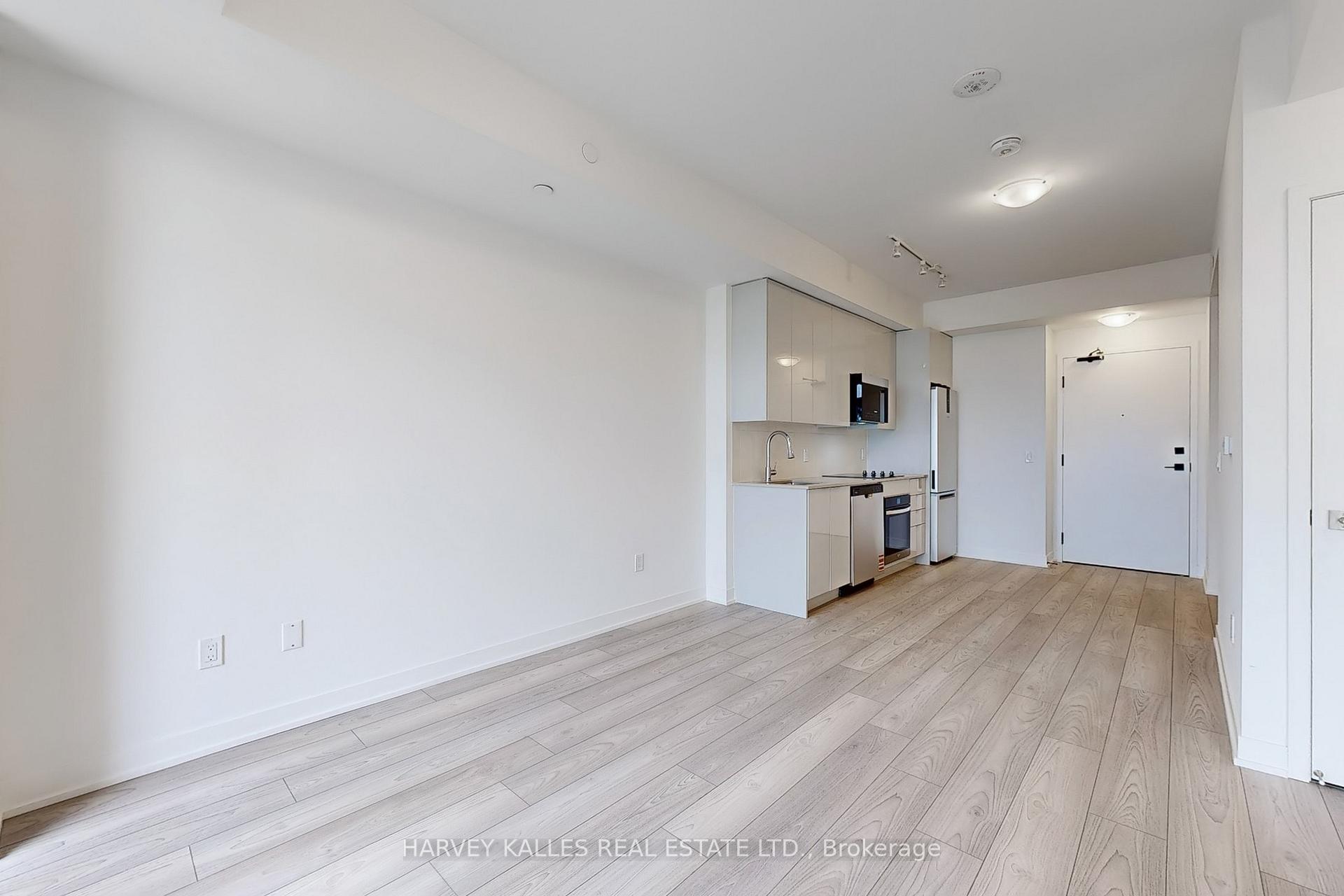 Photo 10 of Unit 1927, 498 Caldari Road, Vaughan, Concord — HOMEH
