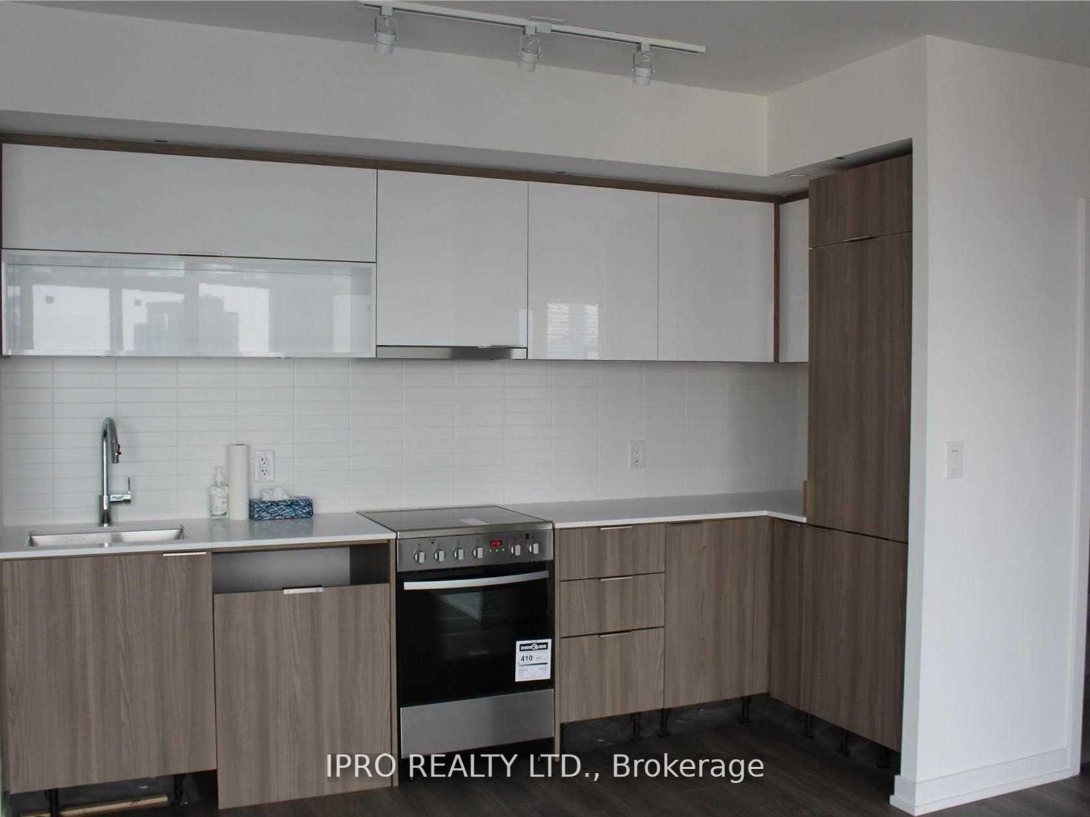 Photo 5 of Unit 3401, 159 Wellesley Street, Toronto, Cabbagetown-South St. James Town — HOMEH