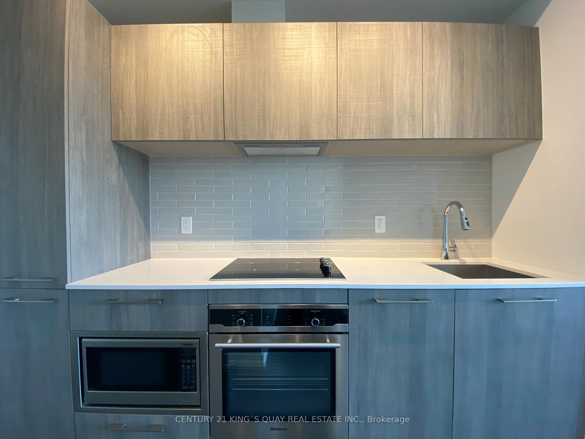 Photo 4 of Unit 804, 3 Gloucester Street, Toronto, Church-Yonge Corridor — HOMEH