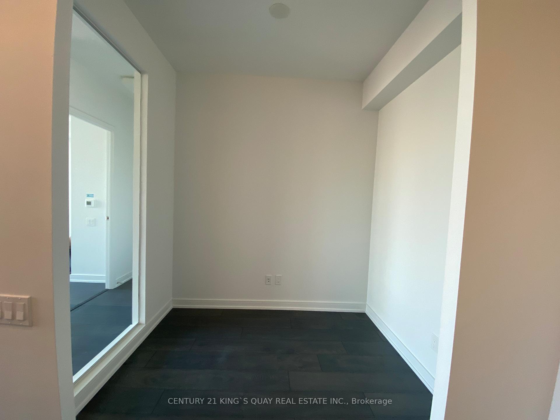 Photo 6 of Unit 804, 3 Gloucester Street, Toronto, Church-Yonge Corridor — HOMEH