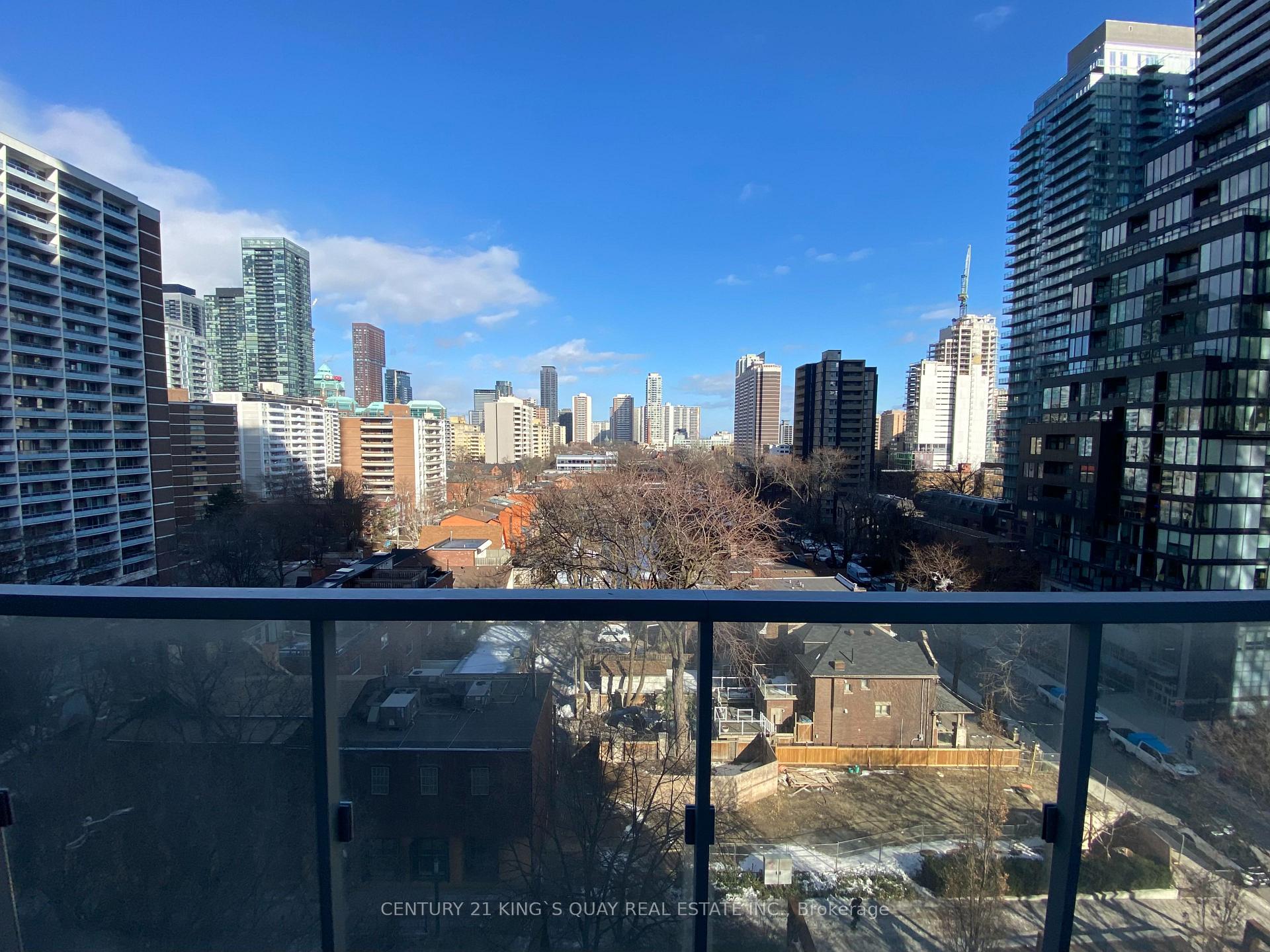 Photo 7 of Unit 804, 3 Gloucester Street, Toronto, Church-Yonge Corridor — HOMEH