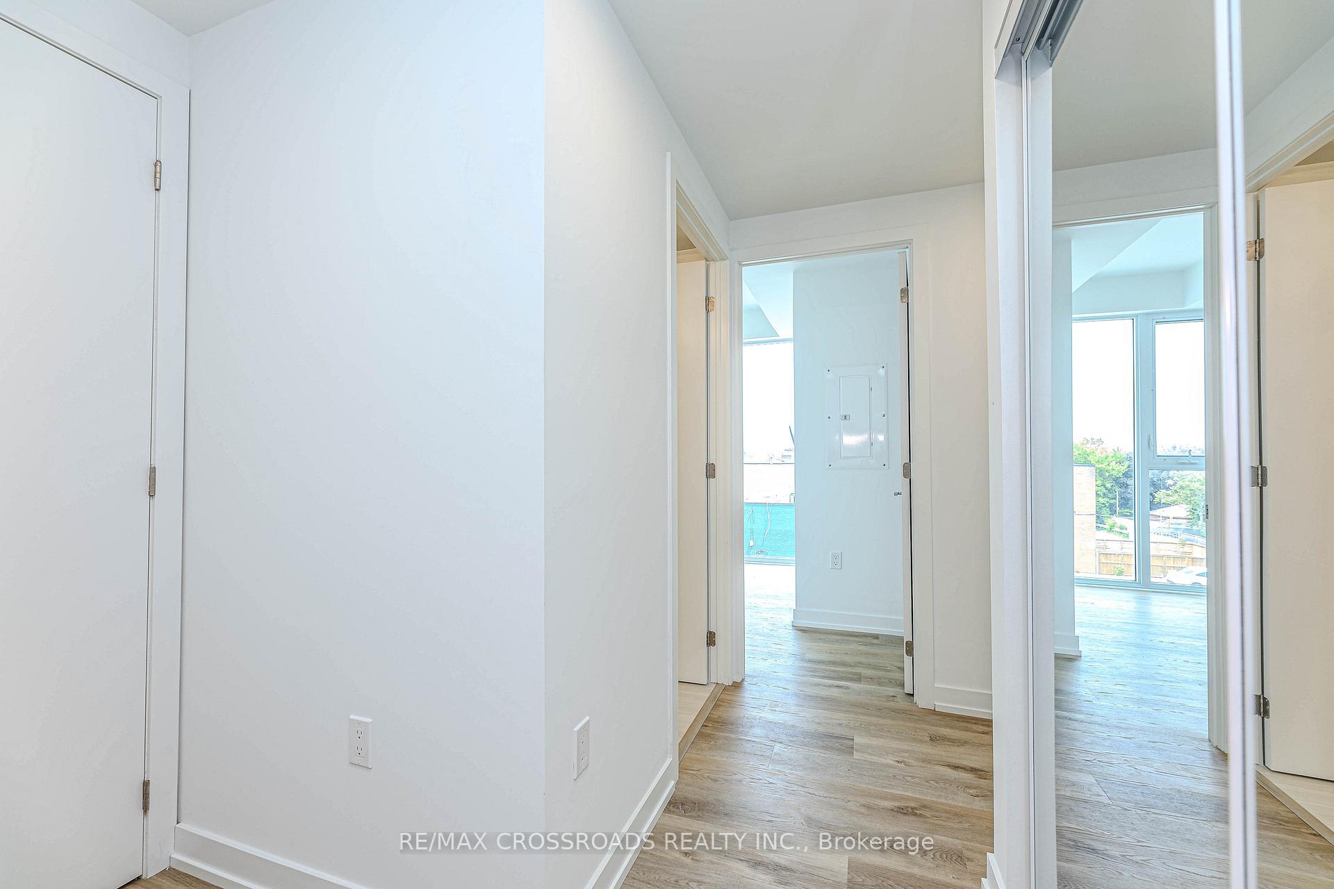Photo 22 of Unit 304, 6 Chartwell Road, Etobicoke, Stonegate-Queensway — HOMEH