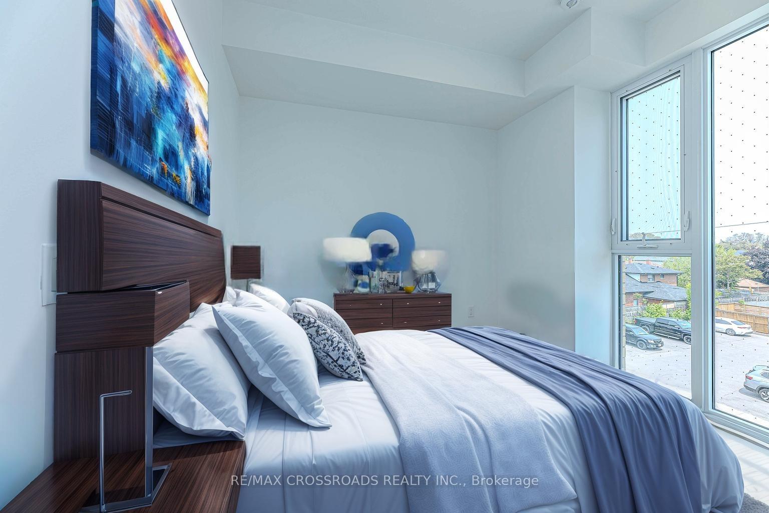 Photo 6 of Unit 304, 6 Chartwell Road, Etobicoke, Stonegate-Queensway — HOMEH