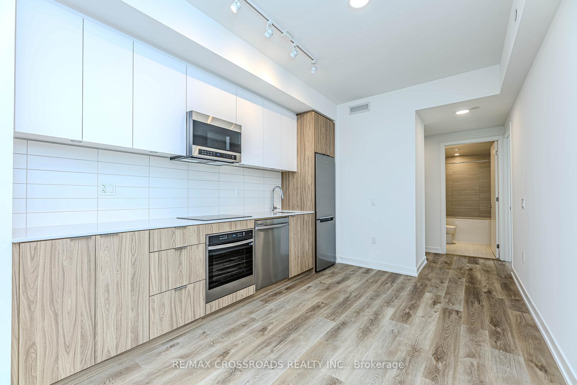 Photo 21 of Unit 304, 6 Chartwell Road, Etobicoke, Stonegate-Queensway — HOMEH