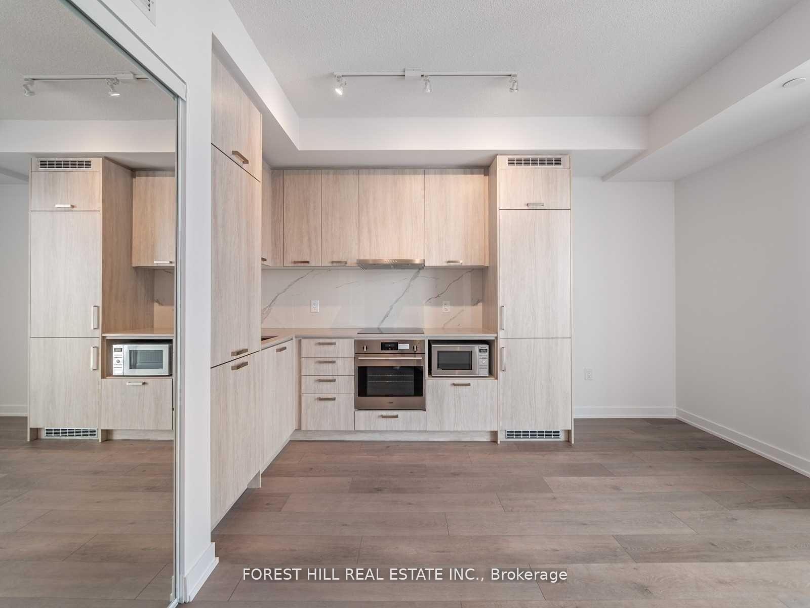 Photo 13 of Unit 903, 38 Honeycrisp Crescent, Vaughan, Concord — HOMEH
