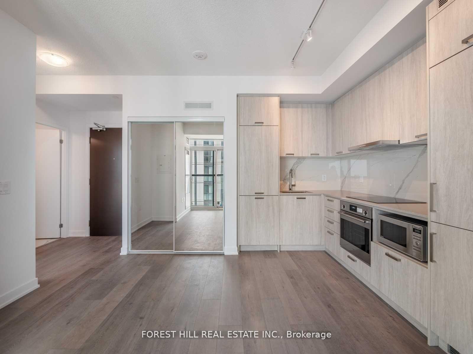 Photo 12 of Unit 903, 38 Honeycrisp Crescent, Vaughan, Concord — HOMEH