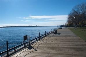 Photo 6 of Unit 919, 29 Queens Quay E, Toronto, Waterfront Communities — HOMEH