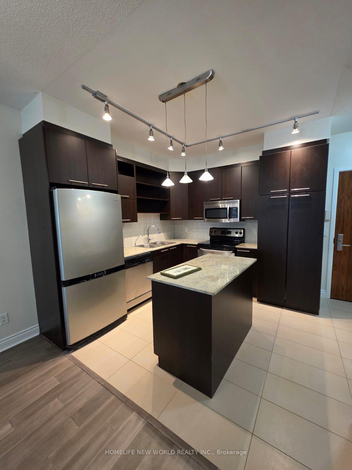 Photo 4 of Unit 103, 37 Galleria Parkway, Markham, Commerce Valley — HOMEH