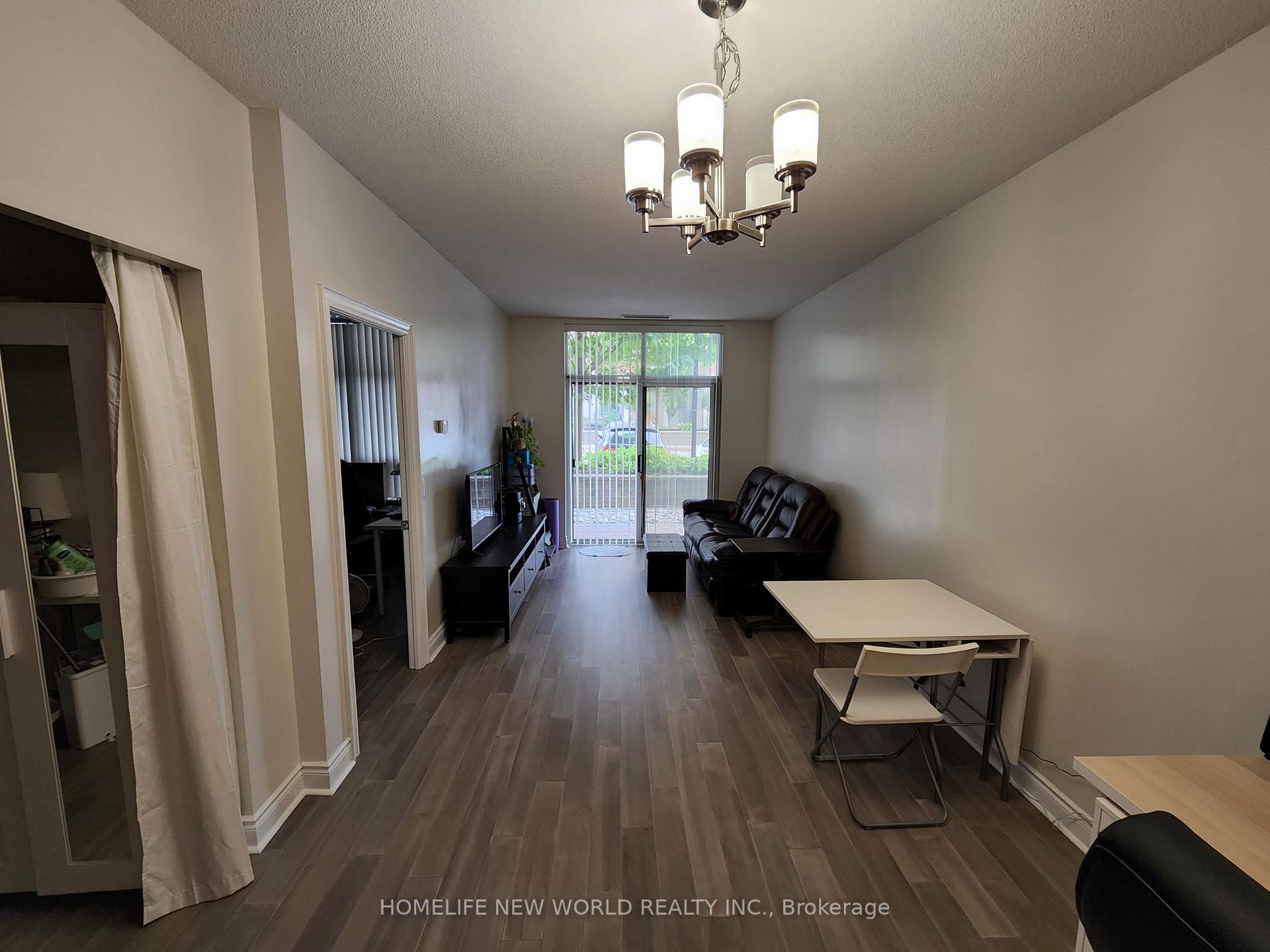 Photo 12 of Unit 103, 37 Galleria Parkway, Markham, Commerce Valley — HOMEH