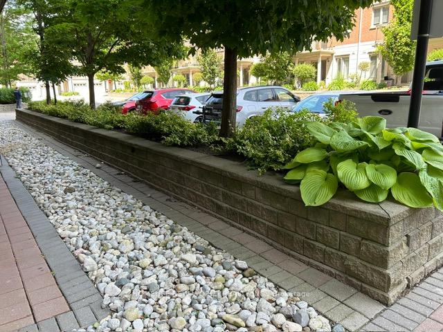 Photo 8 of Unit 103, 37 Galleria Parkway, Markham, Commerce Valley — HOMEH
