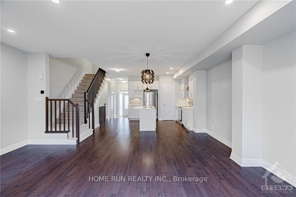 Photo 12 of 307 Grackle Street, Ottawa, Blossom Park/Kemp Park/Findlay Creek — HOMEH