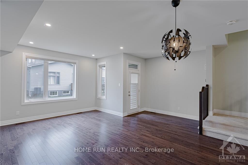 Photo 13 of 307 Grackle Street, Ottawa, Blossom Park/Kemp Park/Findlay Creek — HOMEH