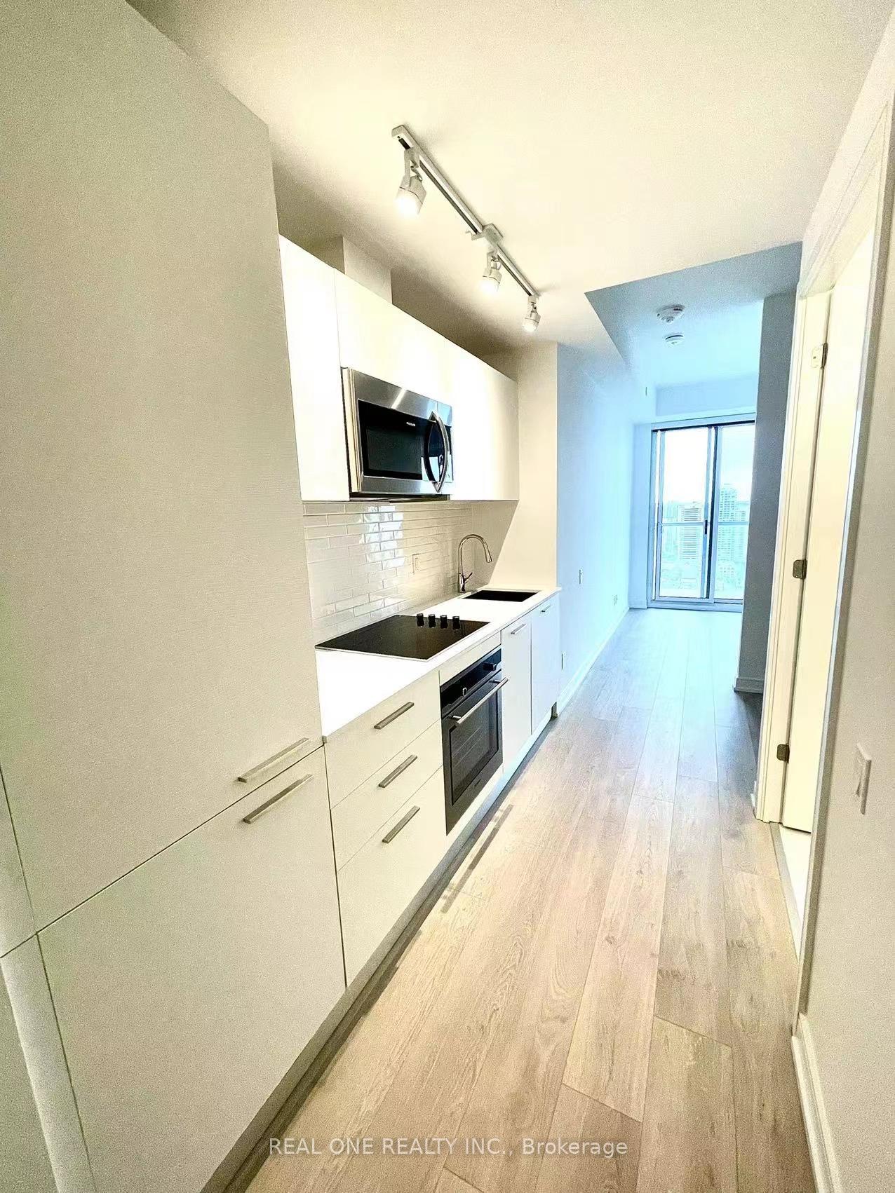 Photo 6 of Unit 3705, 3 Gloucester Street, Toronto, Church-Yonge Corridor — HOMEH