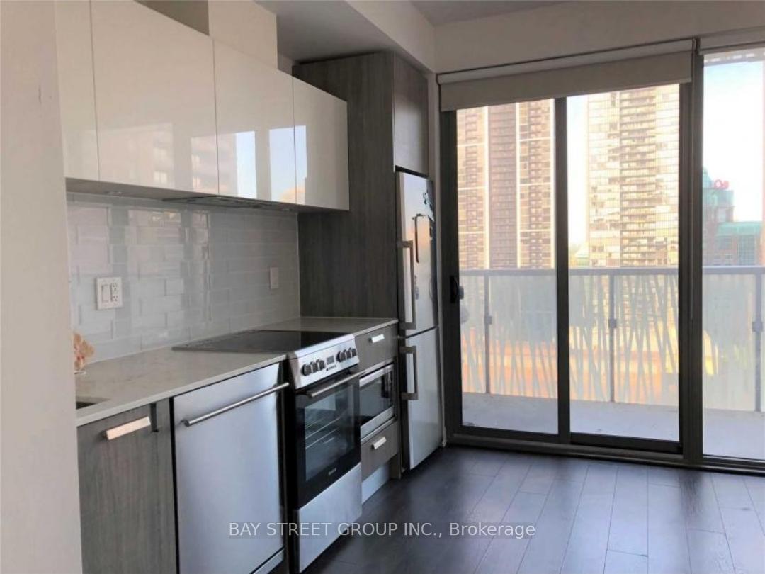 Photo 3 of Unit 1502, 50 Charles Street E, Toronto, Church-Yonge Corridor — HOMEH