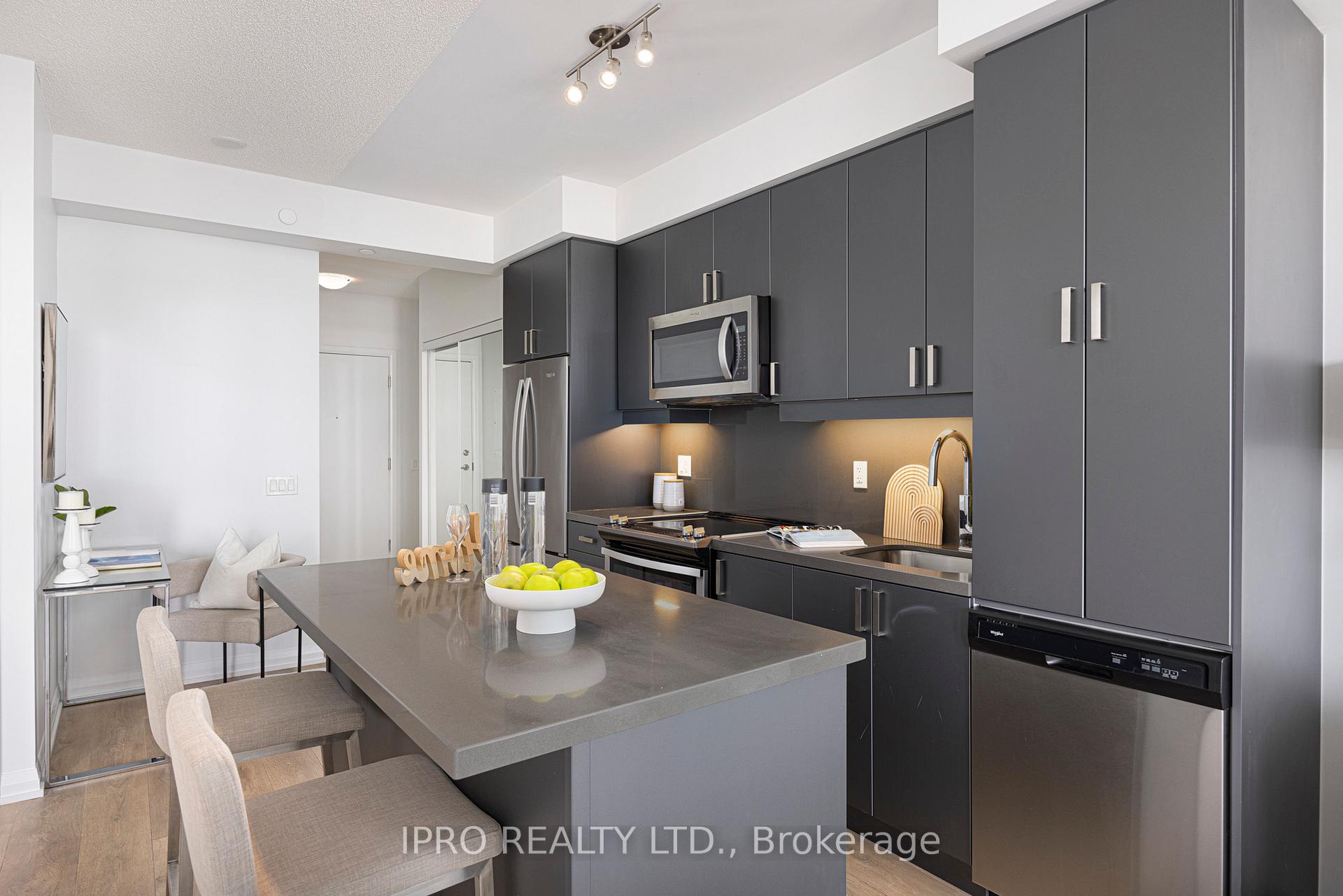 Photo 22 of Unit 809, 7895 Jane Street, Vaughan, Concord — HOMEH