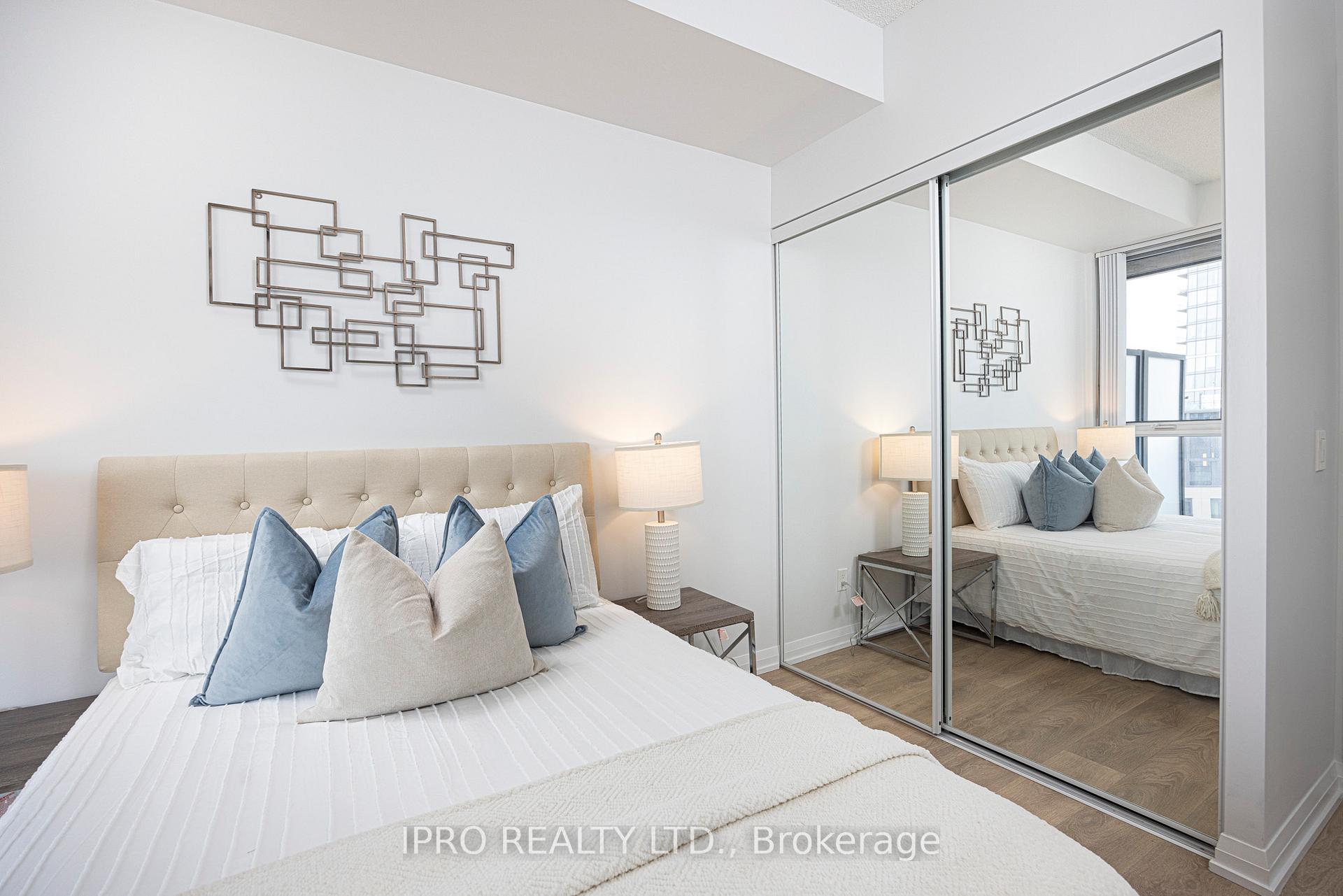 Photo 27 of Unit 809, 7895 Jane Street, Vaughan, Concord — HOMEH