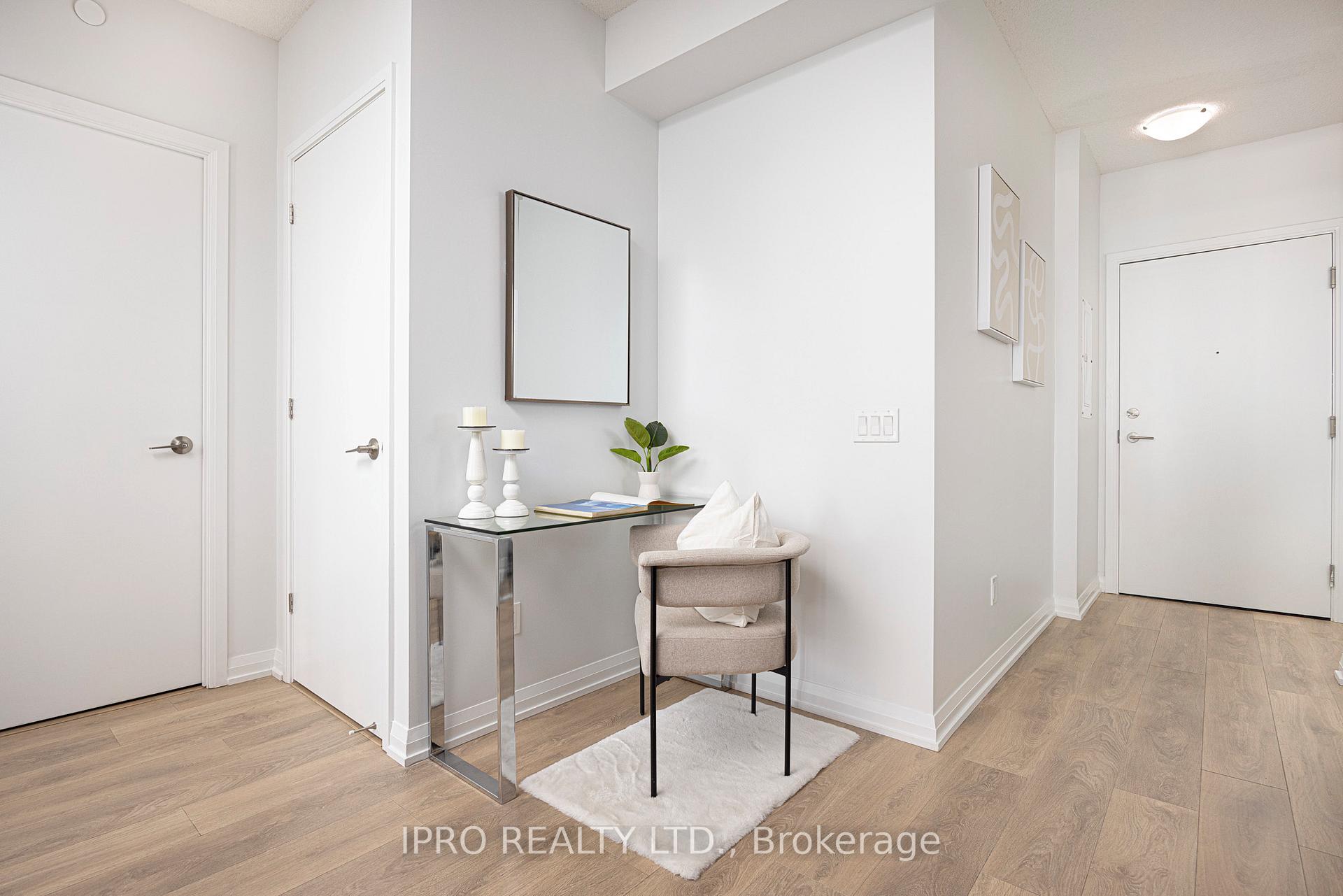 Photo 14 of Unit 809, 7895 Jane Street, Vaughan, Concord — HOMEH