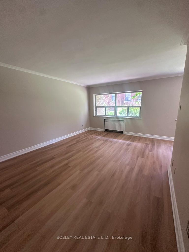 Photo 3 of Unit 101, 970 Eglinton Avenue E, Toronto, Leaside — HOMEH